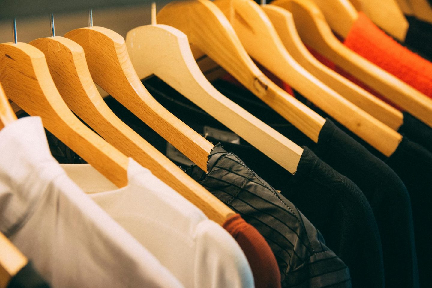 What to Look for When Shopping for Quality-Made Clothing