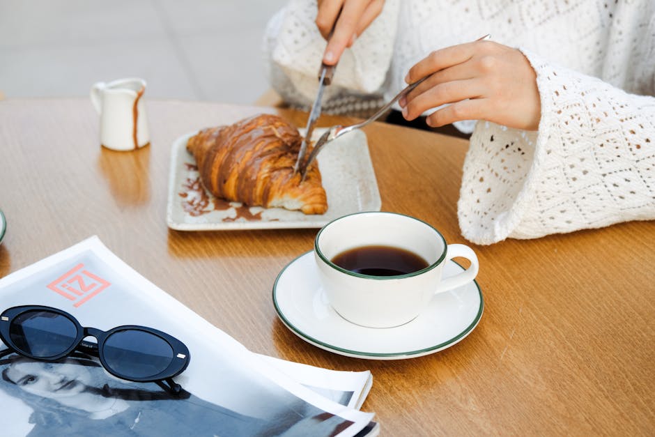 GlocalMe vs. Skyroam: Which Portable Hotspot Works Abroad